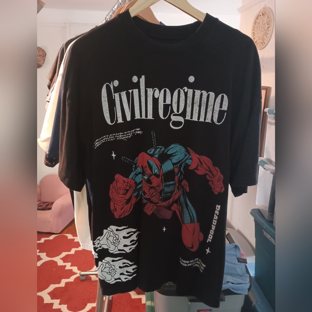 Civil regime Deadpool collab T-shirt size L marvel